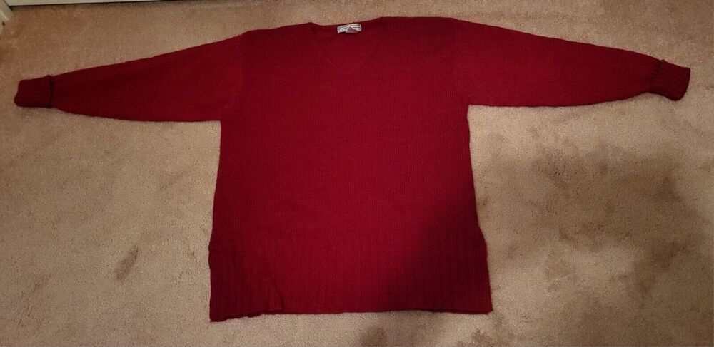 Carolyn Taylor Red V-Neck Long Sleeve Pullover Sweater, Size L